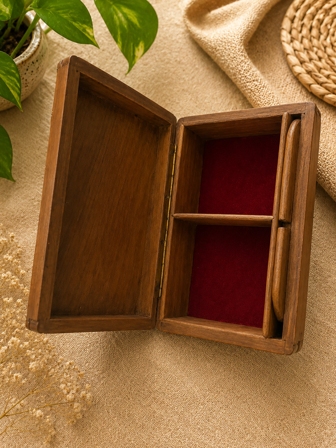 Handcrafted Mahogany Secret Keepsake Box – Carved Wooden Lock Box with Hidden Compartment